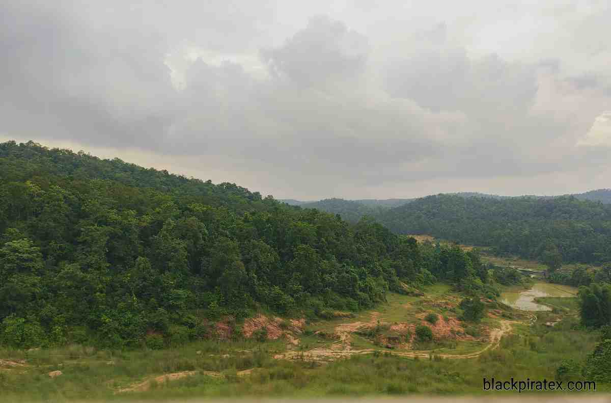 Hills in Ranchi 2